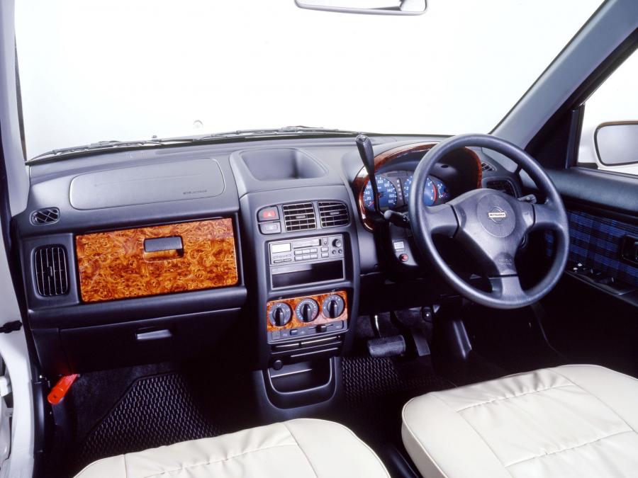 Торпедо Mitsuoka Yuga 1999 года  (фото 2 из 3)